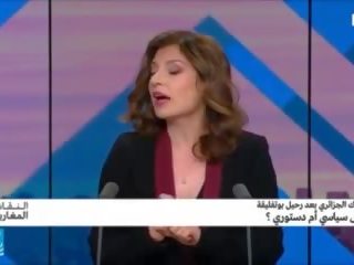 Captivating арабська journalist rajaa mekki ривок від виклик.
