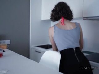 Én worked -ban takarítás szoba: tökéletes test amatőr szex csipesz feat. darcy_dark666