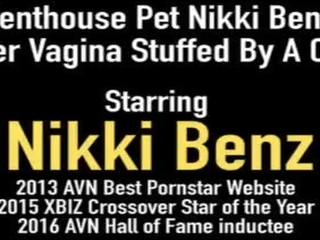 Penthouse पालतू निकी benz है उसकी वेजाइना भरवां द्वारा एक cock&excl;